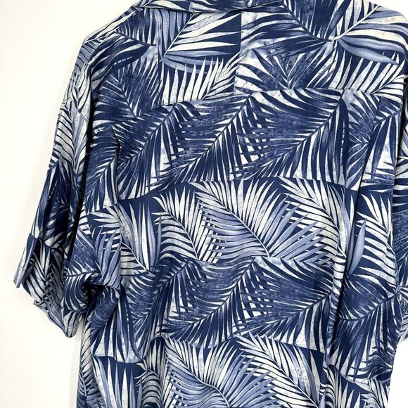 Tommy‎ Bahama Tropical Vacation Shirt Size Large 100% Silk Short Sleeve - Picture 4 of 4